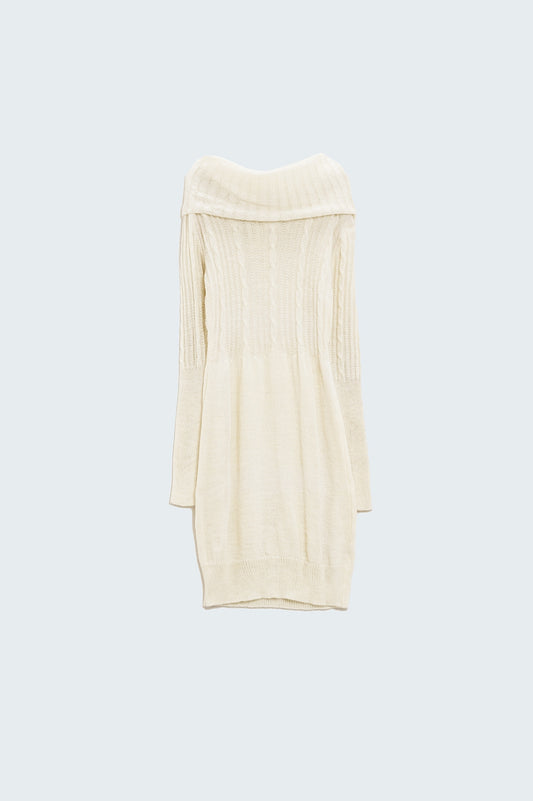 Q2 Cable Knit Midi Dress in Cream: