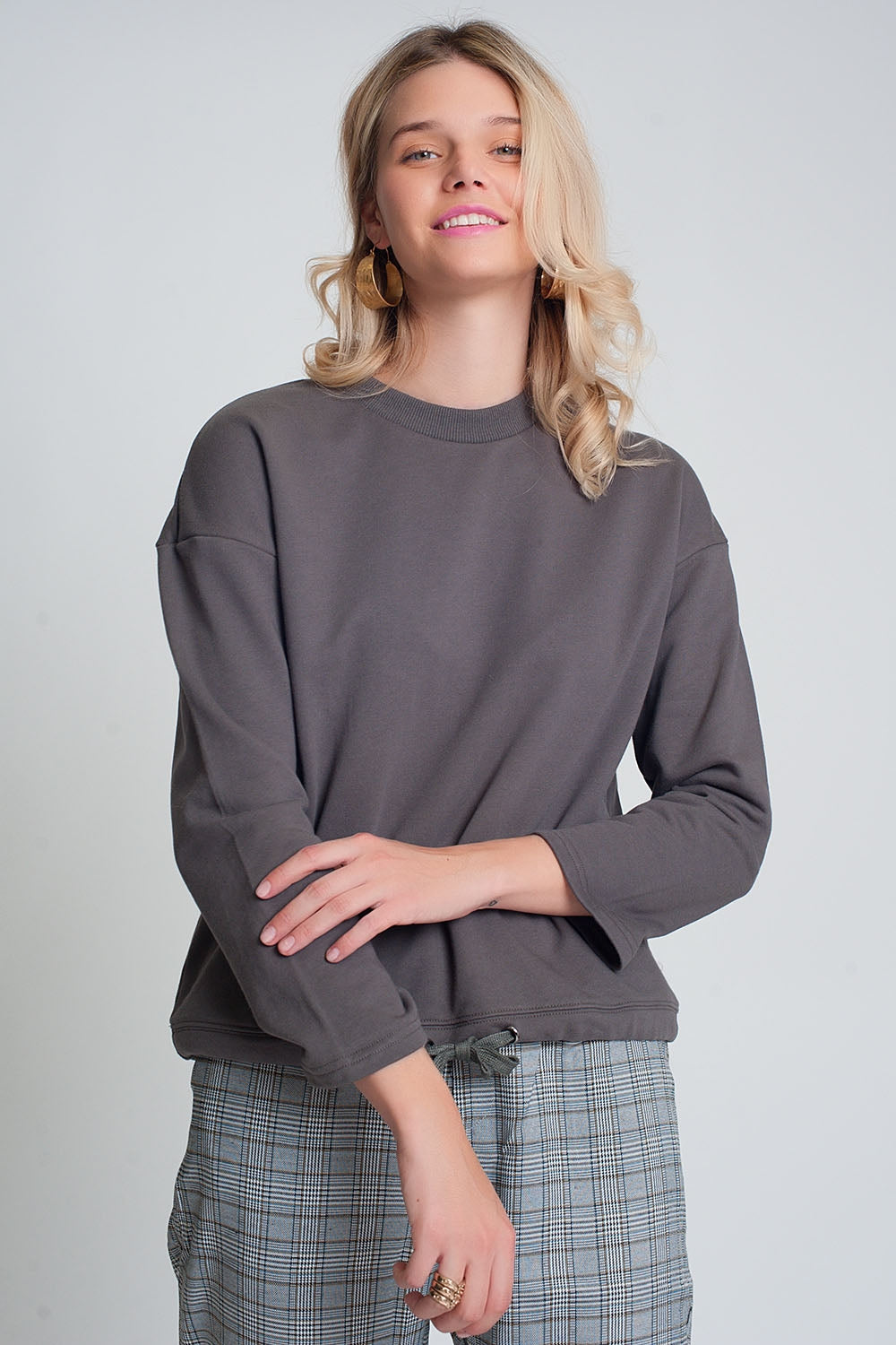 Q2 Cotton drawstring sweatshirt in gray