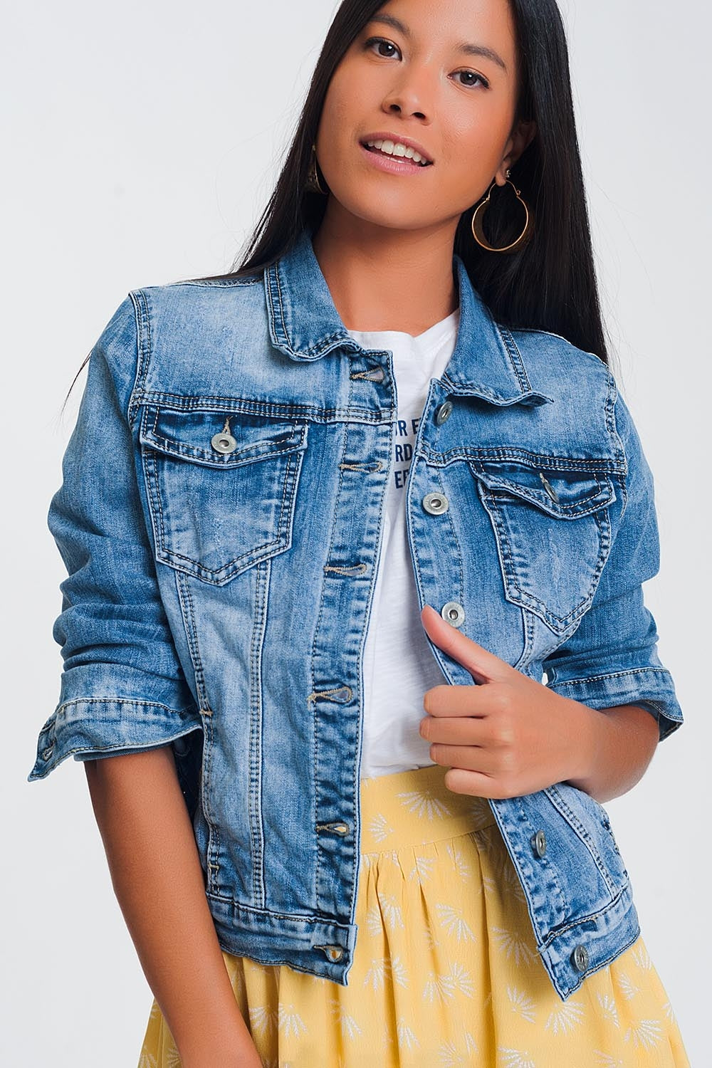 Cropped denim jacket in light blue wash