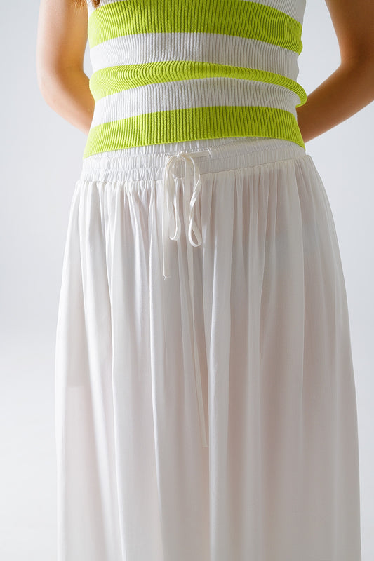 Maxi skirt in white fluid fabric with elastic waist