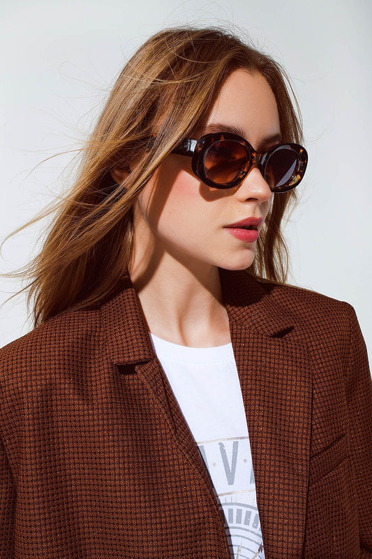 Q2 Oval Shapped Sunglasses in Tortoise Shell