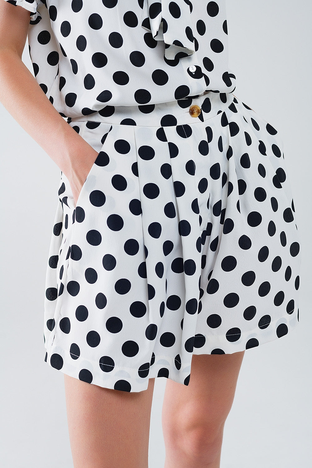 Polka dot Shorts with pockets