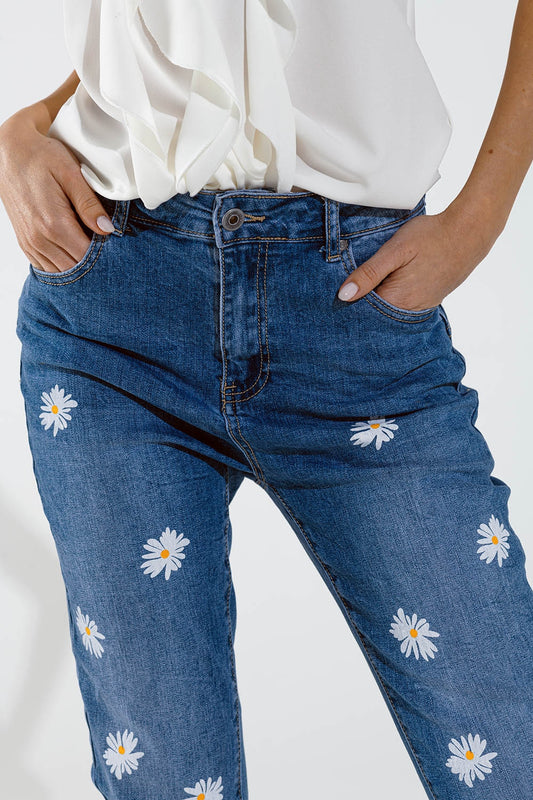 Skinny Jeans With Printed White Daisys In Mid Wash